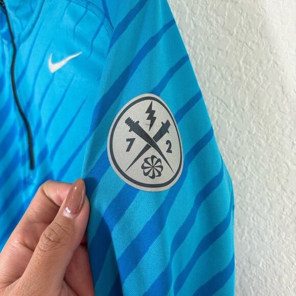 NIKE WOMEN THERMAL ATHLETIC BLUE STRIPED RUNNING HALF ZIP SHIRT SIZE LARGE - Picture 8 of 8